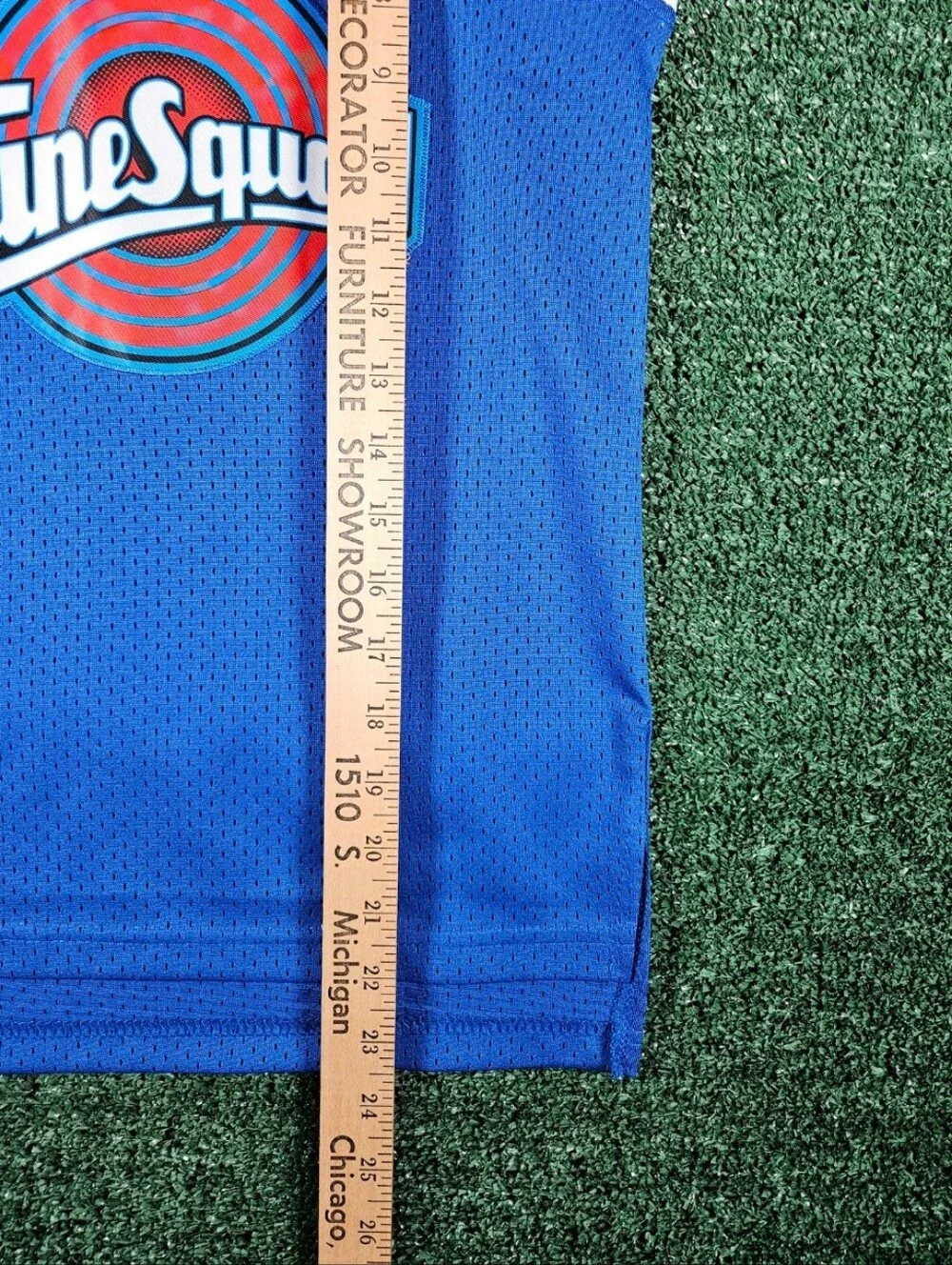 Michael Jordan 'Tune Squad' #23 Kids Basketball Jersey / Kids Size XS